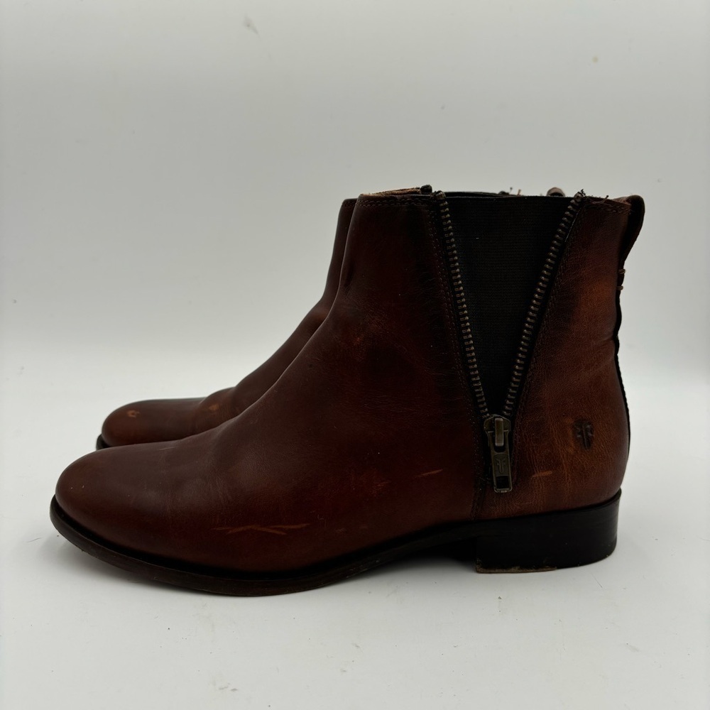 Frye Women’s 8.5 Brown Leather Carly Zip Ankle Boots